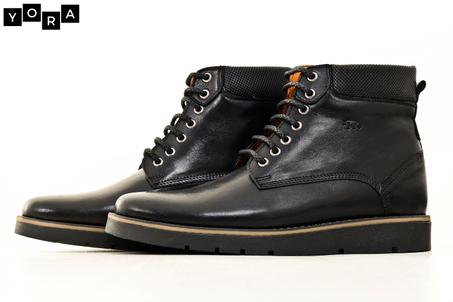 Bottine en cuir noir 110