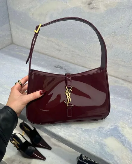 sac ysl rouge verni