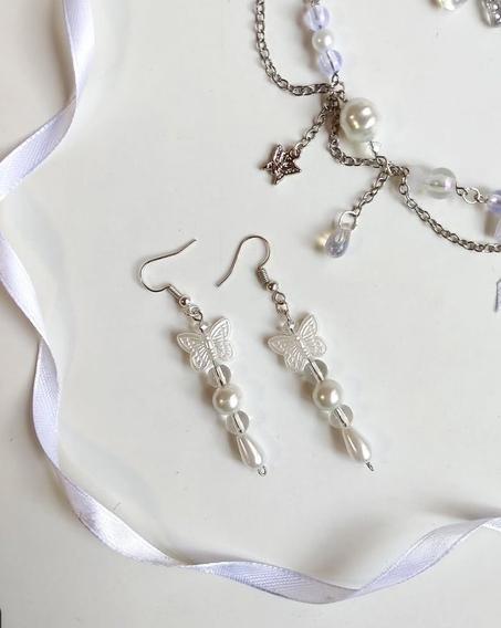 Wings of love earrings