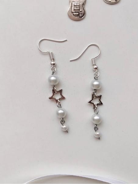 White star earrings
