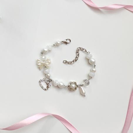Hello kitty bracelet