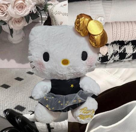 Hello kitty plushie