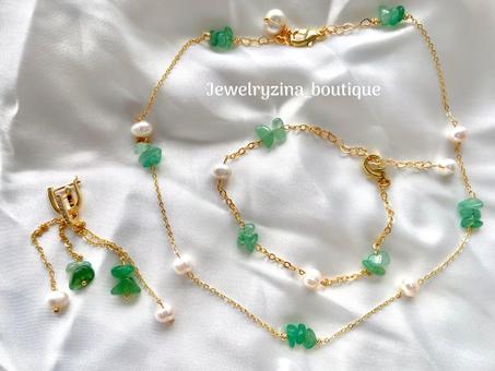 Parure avec pier naturelles