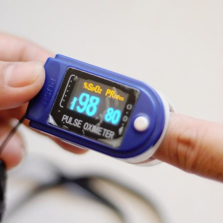Fingertip Oximeter جهاز-قياس-التأكسج-النبضي