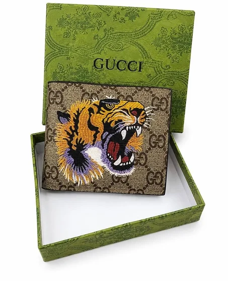 Portefeuille Gucci deux volets en toile GG Supreme avec imprimé Tigre
