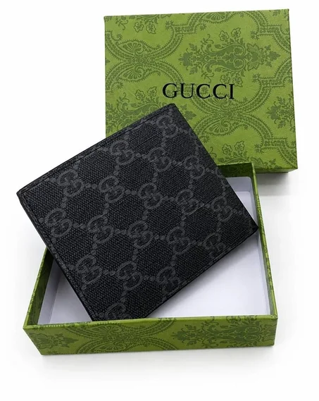 Portefeuille bi-fold Gucci en toile GG Supreme noire