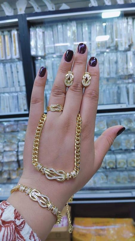 أنصومبل إينوكسيدبل كامل أنيق