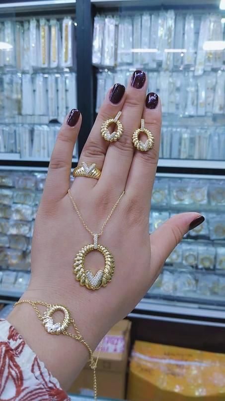 أنصومبل إينوكسيدبل كامل أنيق