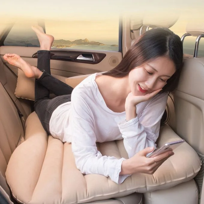 مرتبة قابلة للنفخ للسيارة