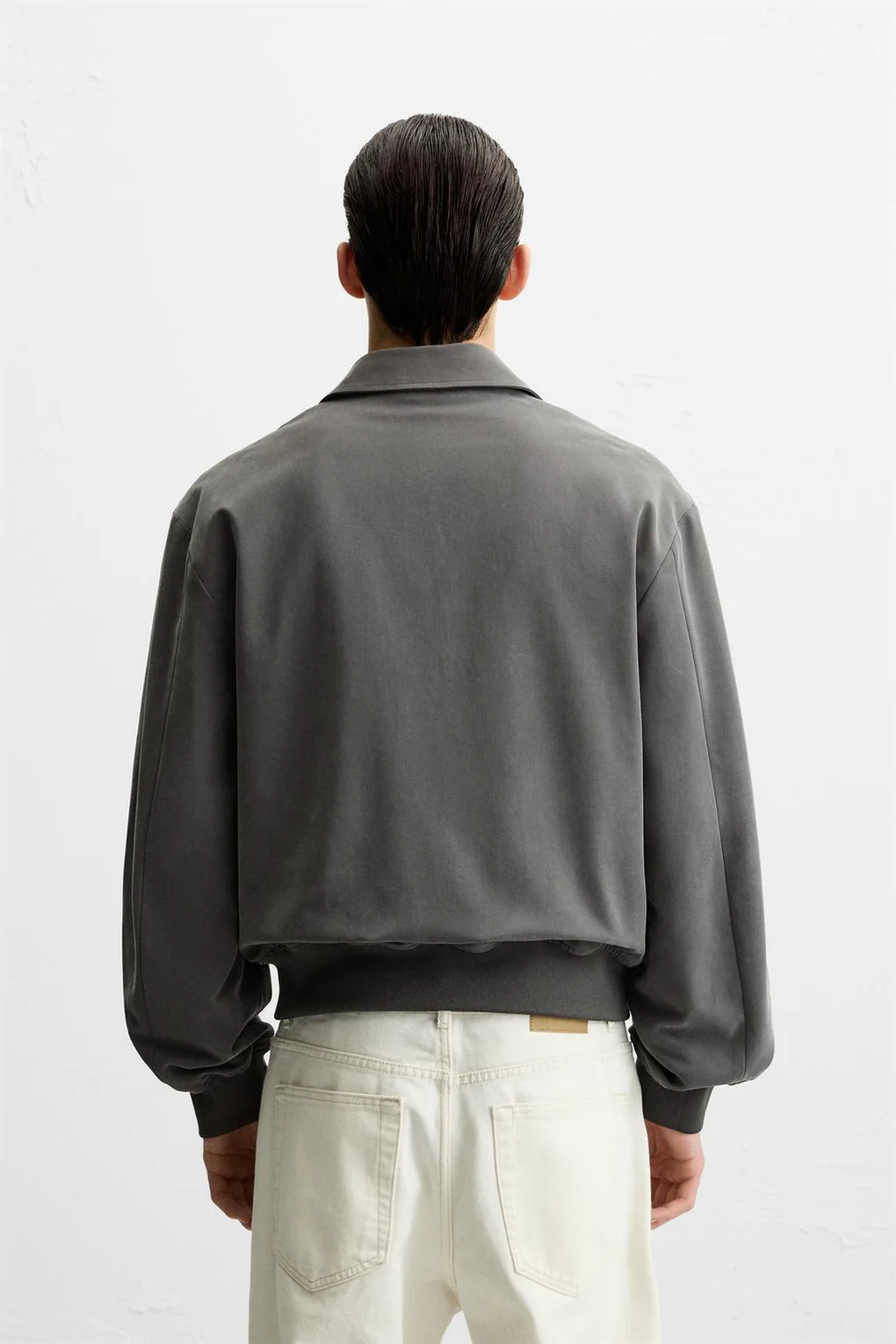 Soft fabric jacket with pockets