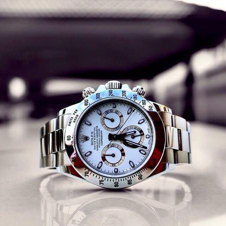 رولكس دايتونا -تحفة الفخامة أيقونة التميز! ✨