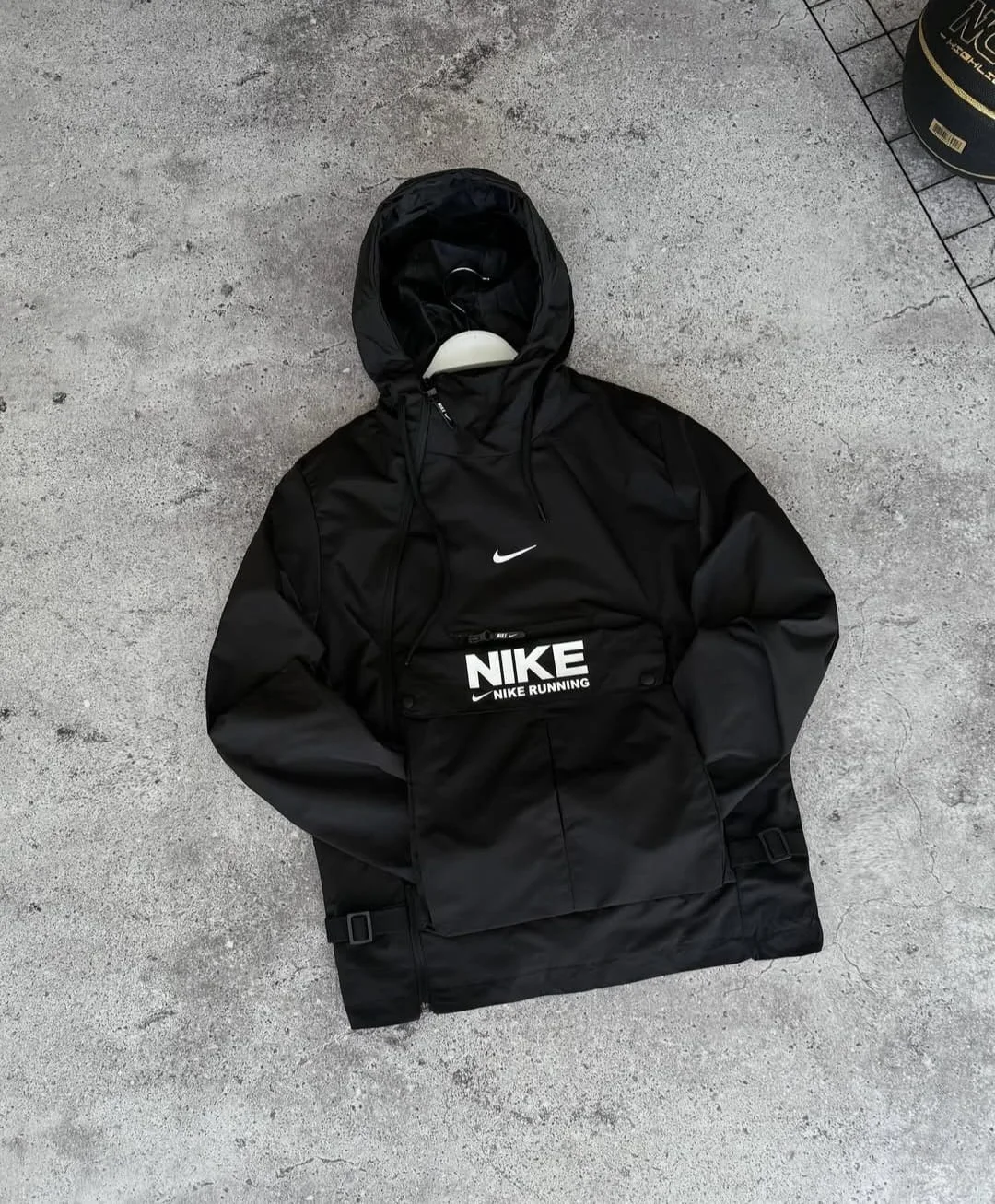 JACKET NIKE BLACK