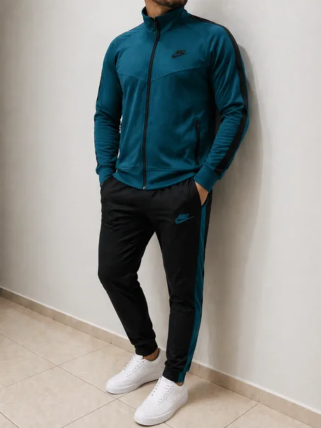 SURVET NIKE Imprimé Brodé