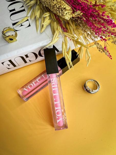 Voluplus © نافخ الشفاة الطبيعي