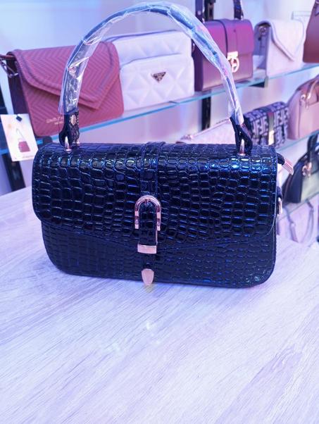 ساك نسائي أنيق