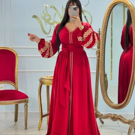 قفطان طرزا كم بالسفيفة العقاد والحزام