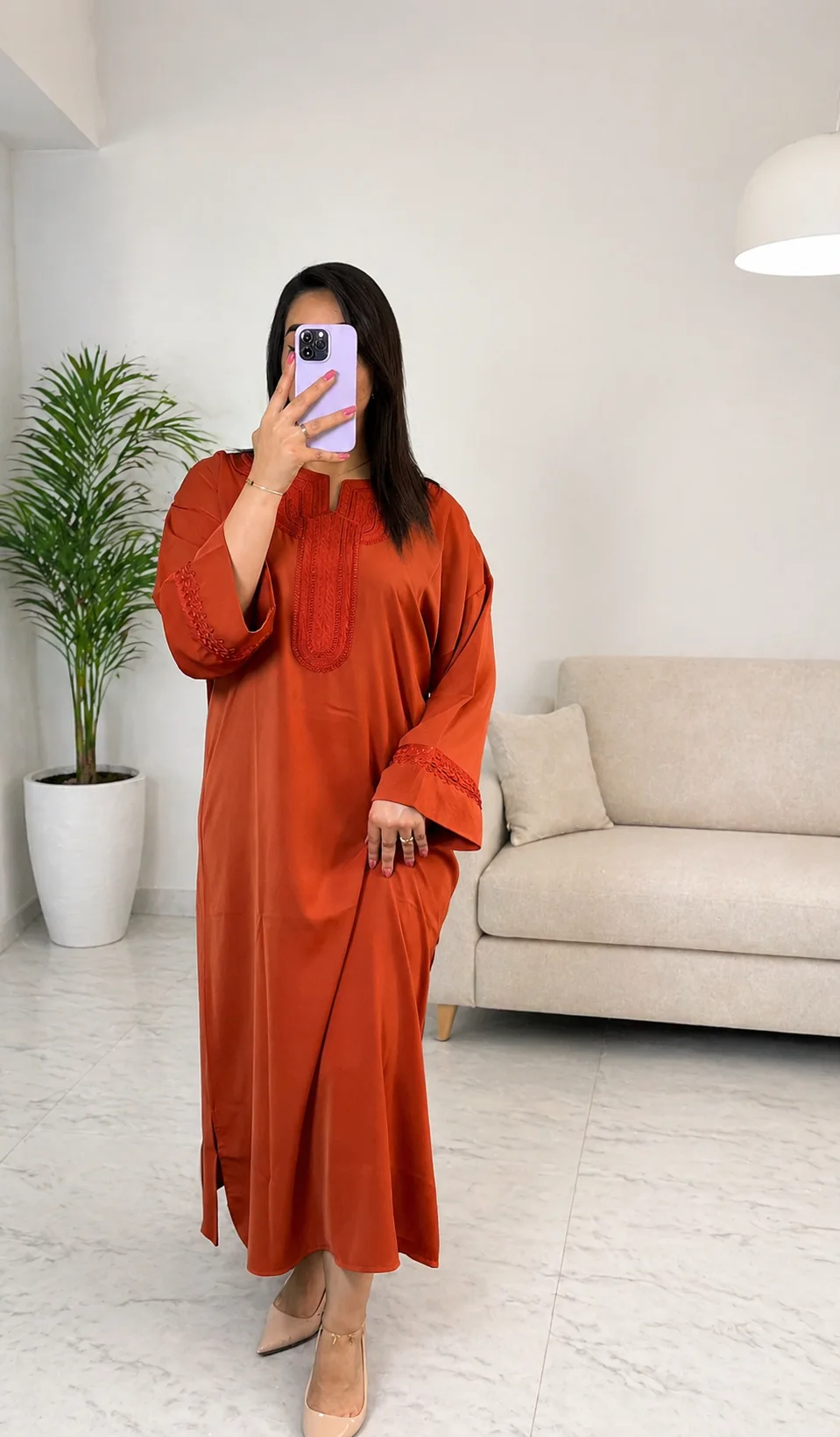 كندورة أنيقة وغاية في الروعة