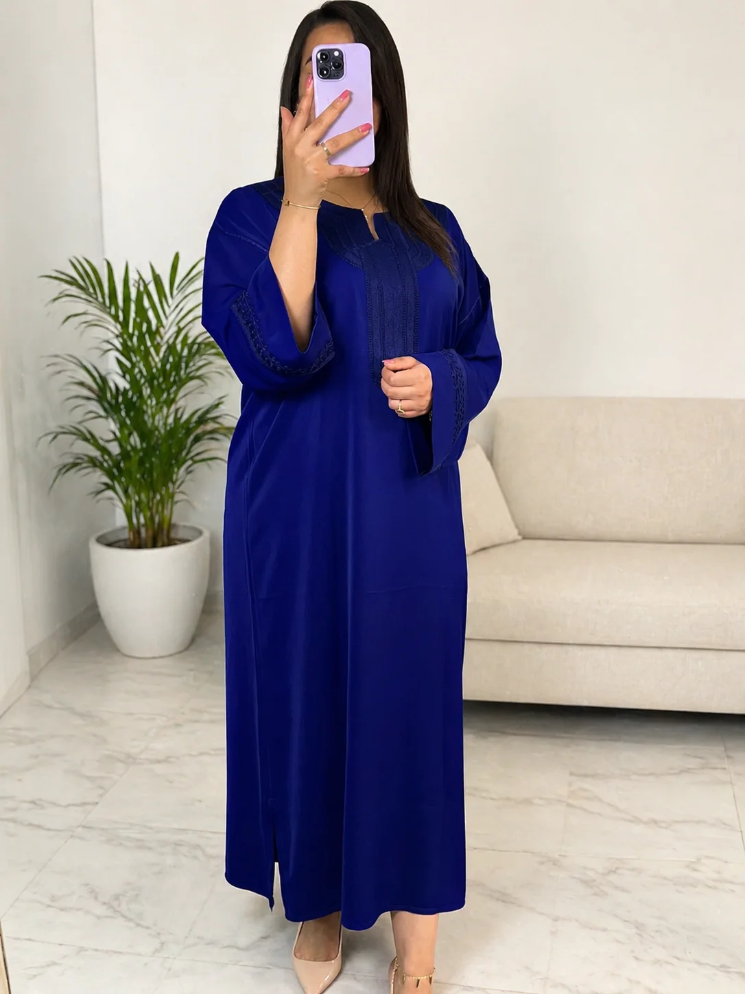 كندورة أنيقة وغاية في الروعة