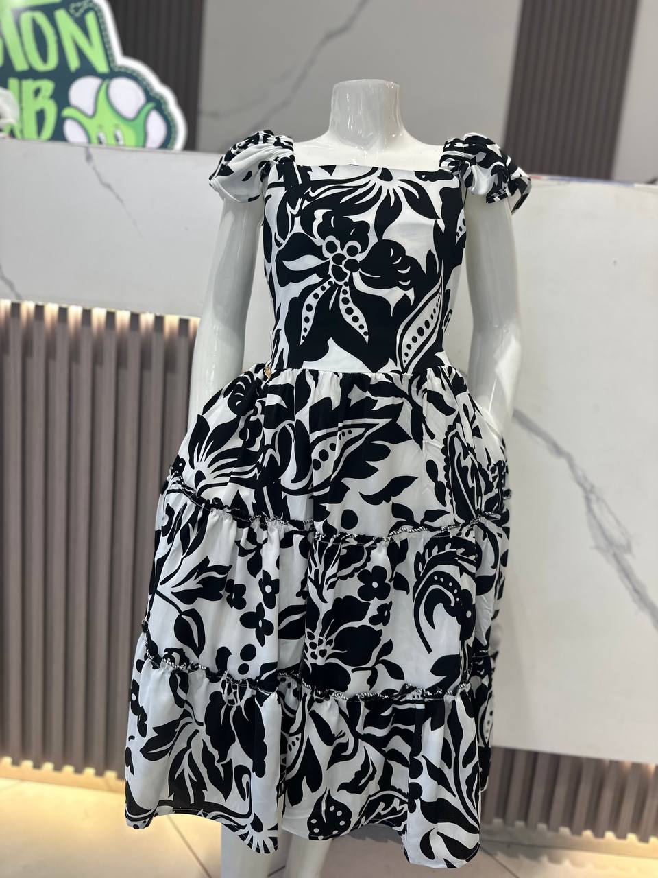 ROBE FILLS