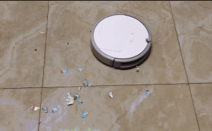 المكنسة الذكية  صغيرة الحجم