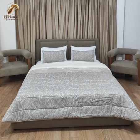 COUVRE-LIT / ROOMERS