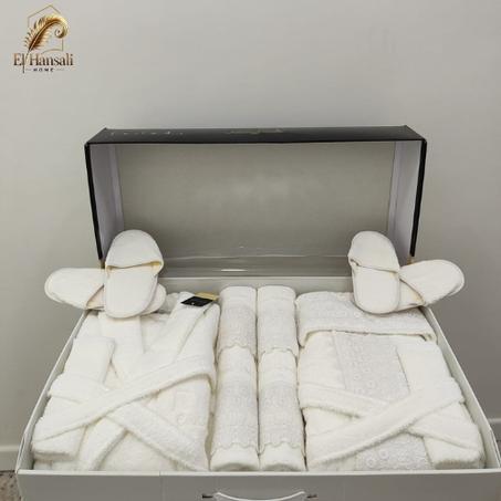 PEIGNOIRS / PIERRE CARDIN 12  Pièces