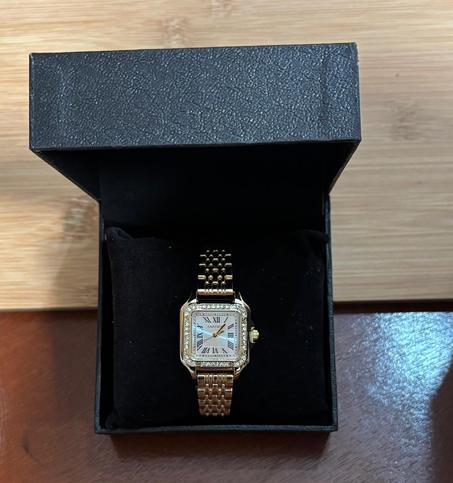 𝐂𝐀𝐑𝐓𝐈𝐄𝐑