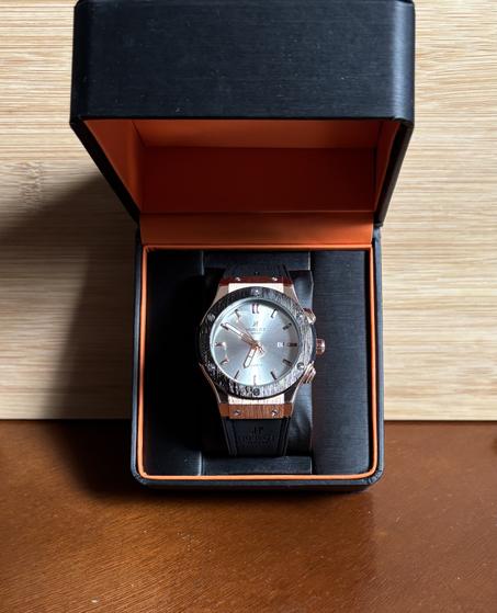 𝐇𝐔𝐁𝐋𝐎𝐓 𝐍𝐎𝐈𝐑𝐄-𝐁𝐋𝐀𝐍𝐂