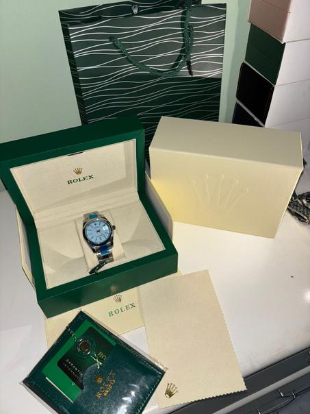 𝐑𝐨𝐥𝐞𝐱 𝐎𝐲𝐬𝐭𝐞𝐫 𝐏𝐞𝐫𝐩𝐞𝐭𝐮𝐚𝐥