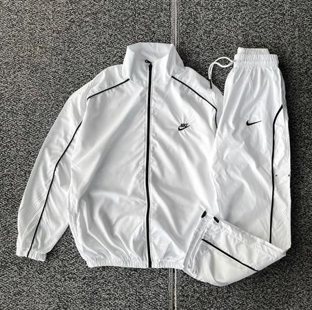 00S WHITE NIKE TRACKSUIT