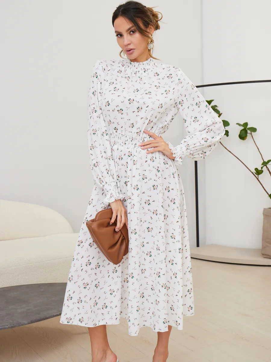 Robe Fleurie "Élégance Printanière"