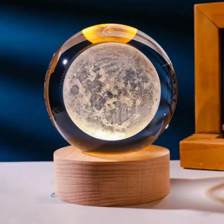 Boule de cristal lumineuse