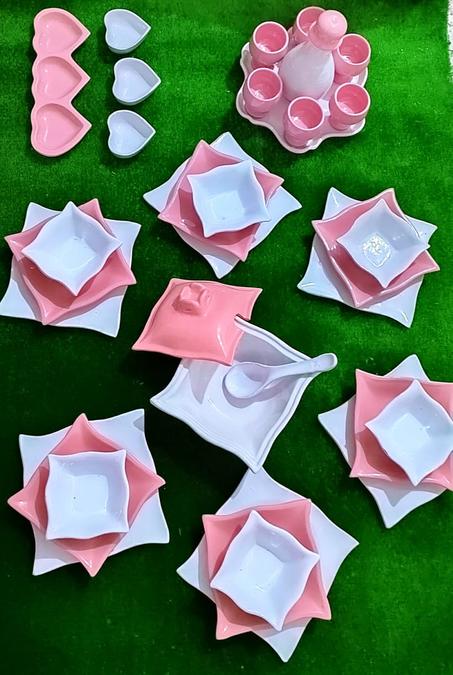 services a table carre 34 pieces