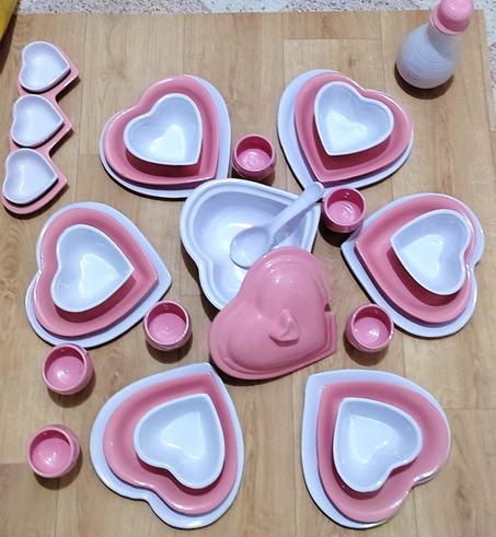 services a table coeur blanc/rose 34 pieces
