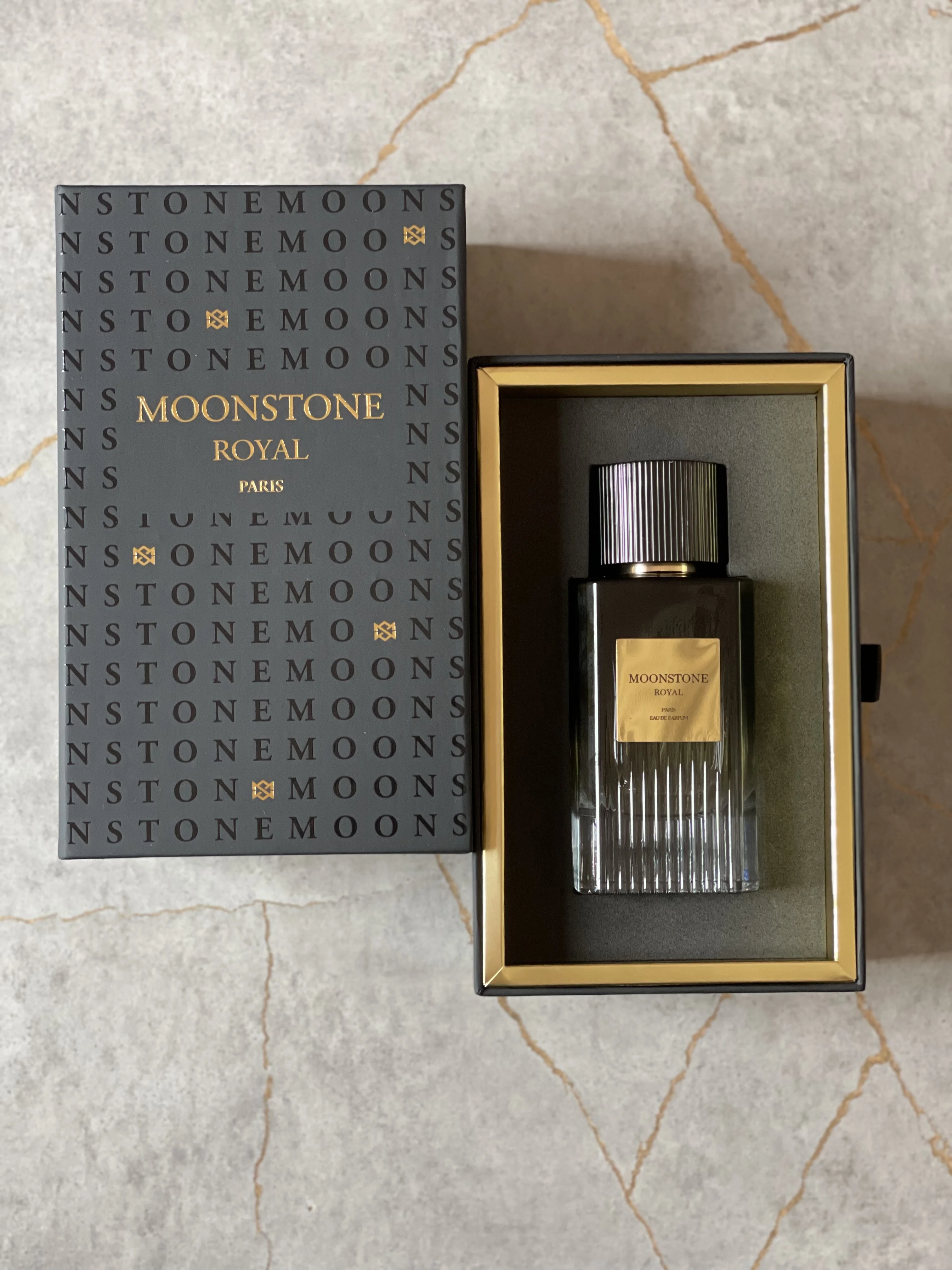 MOONSTONE ROYAL