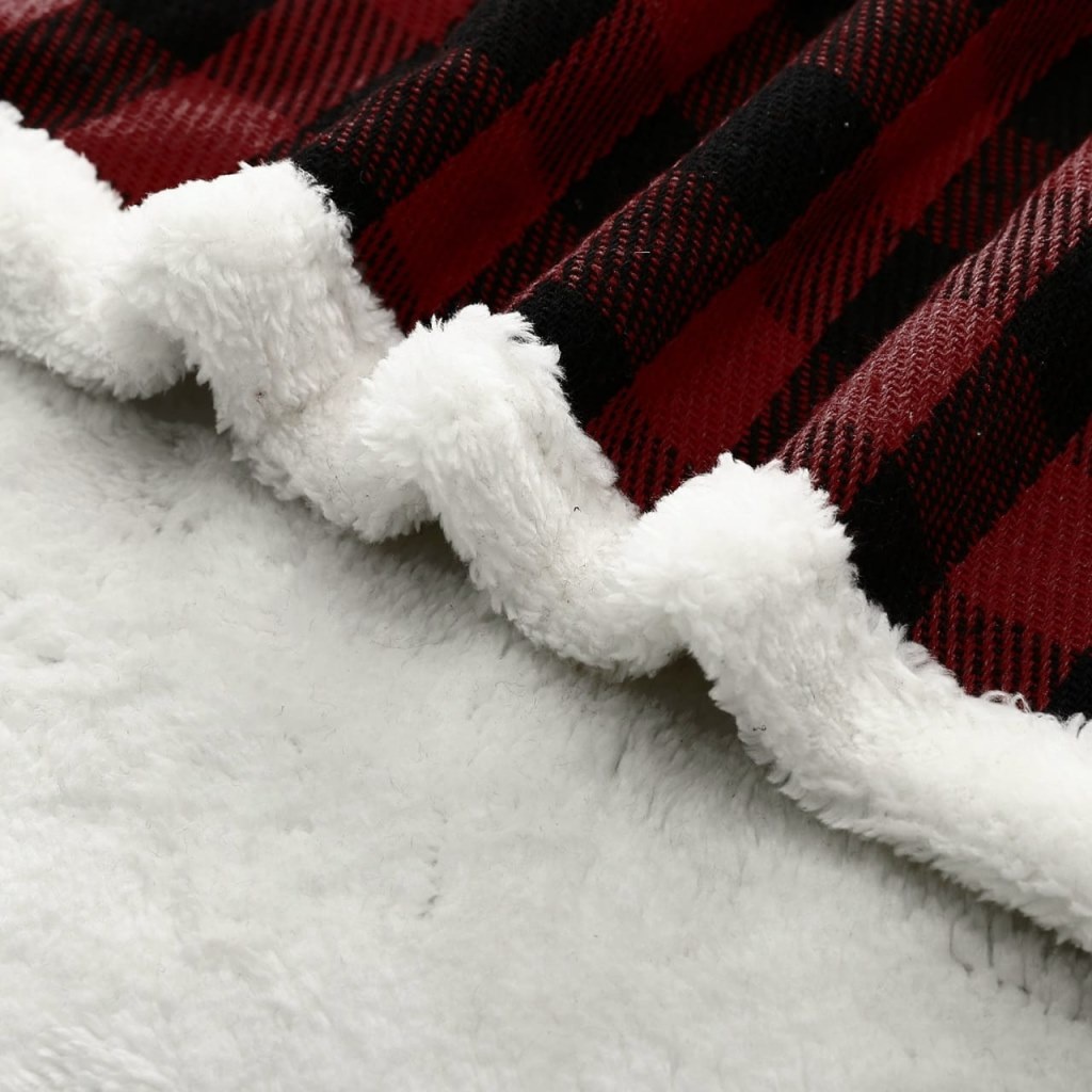 • بطانية الكريسماس الحديثة