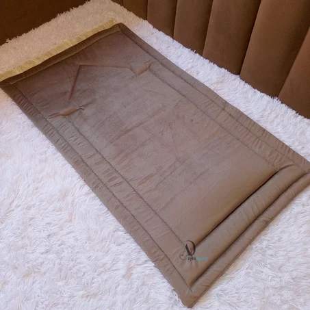 سجادة صلاة مبطنة