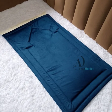 سجادة صلاة مبطنة