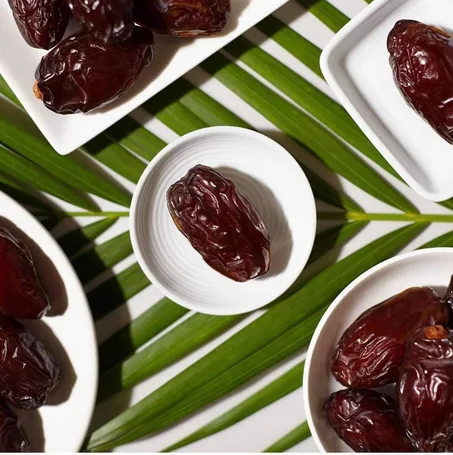 تمر خضري فاخر - 1 كيلو