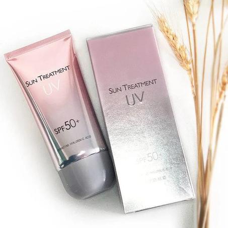 حماية قوية من الشمس وعلاج للبشرة مع {Sun Treatment UV SPF 50+}