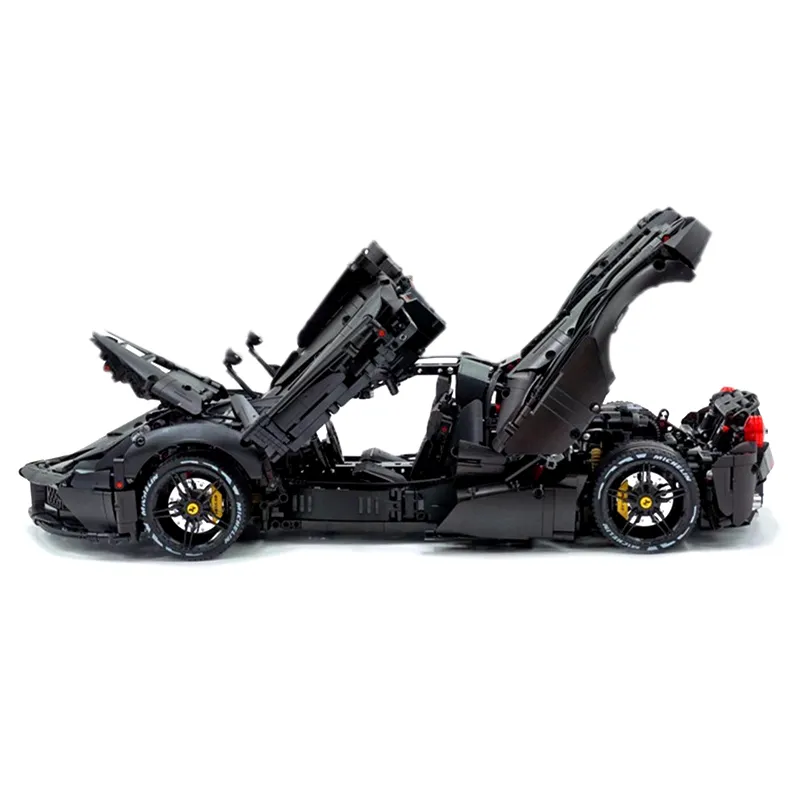 THE ULTIMATE ITALIAN FLAGSHIP - 4738PCS Supercar Building Blocks