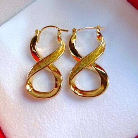 مناقش قارونتي