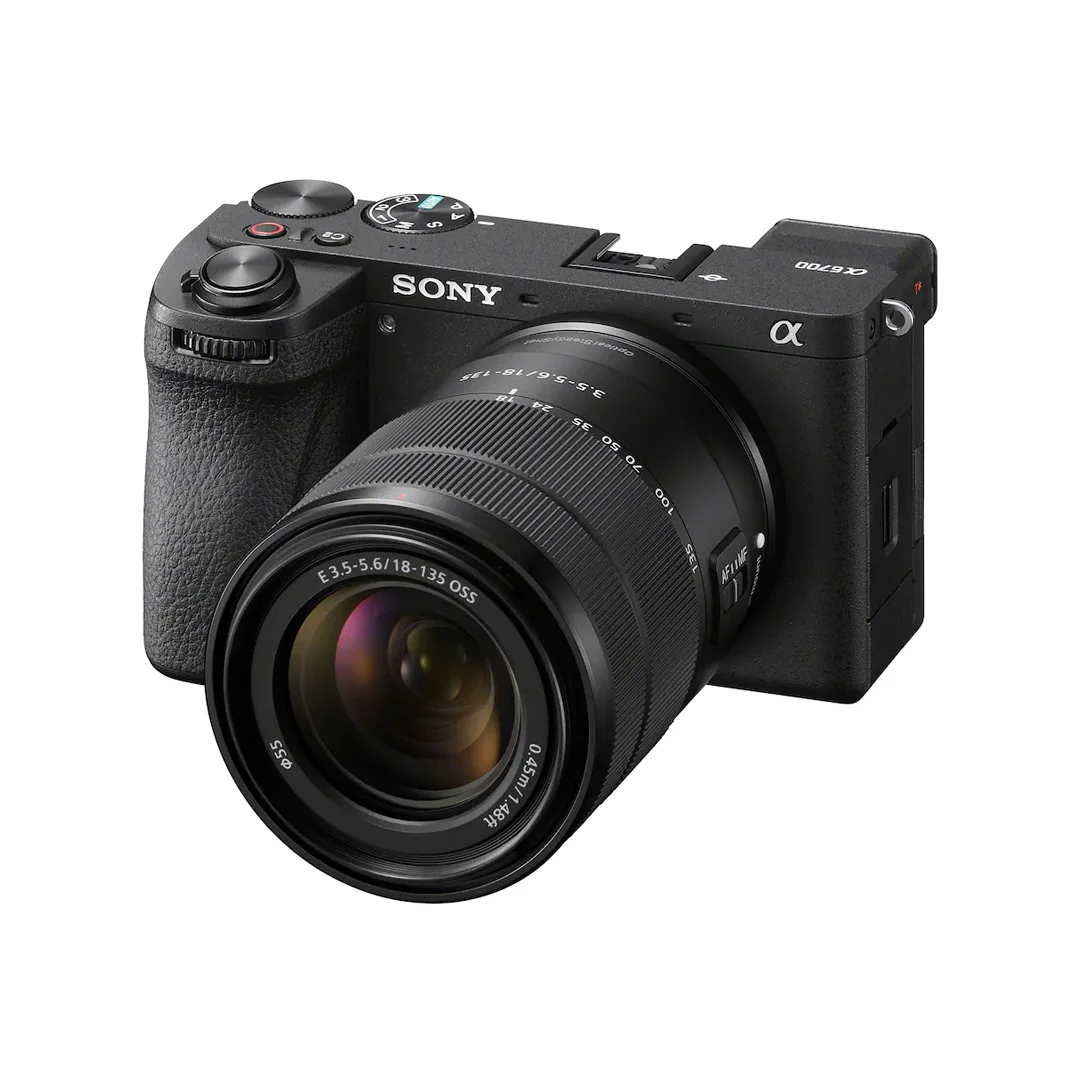 Sony Alpha a6700 26MP APS-C Camera with AI Autofocus and 18-135mm Lens