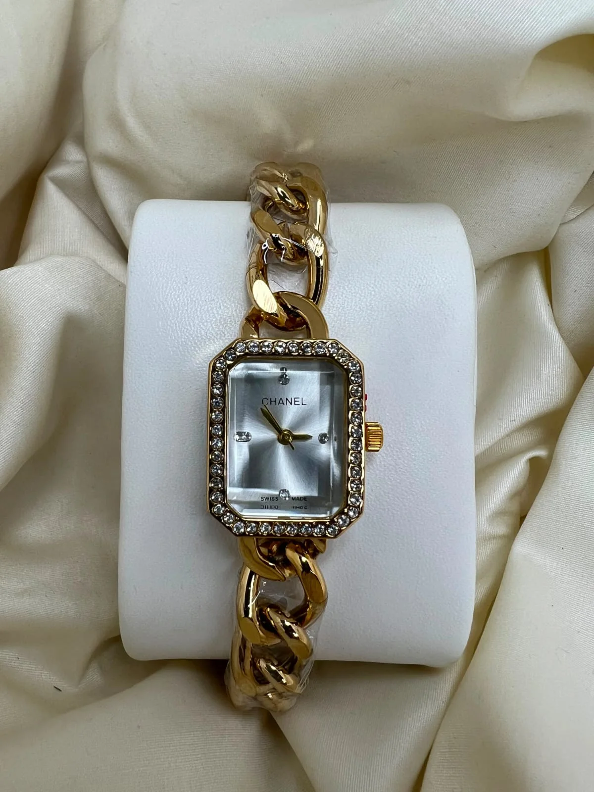 montre chanel
