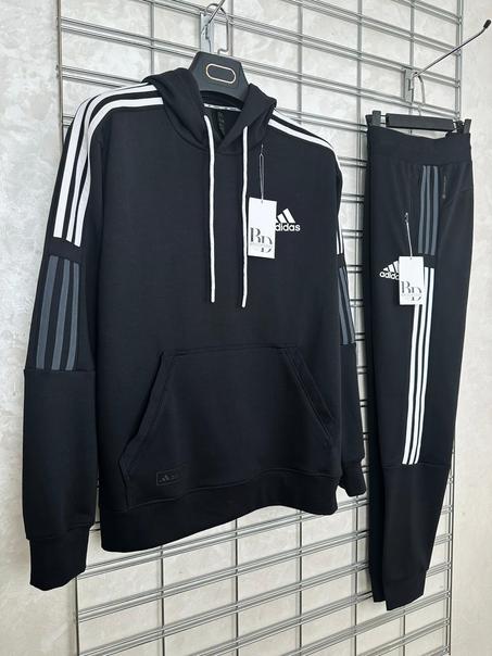 Ensemble ADD Noir avec Trois Bandes Blanches & Grises 2025 high quality