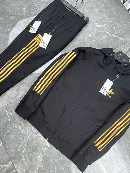 Nouvelle ensemble ADD Noir avec Trois Bandes noir et jaune 2025 high quality