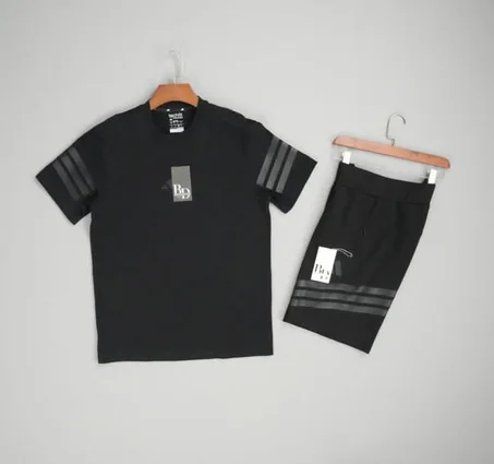 Ensemble Adds Classic Sportswear – noir 2025 (copy)