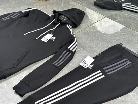 Nouvelle collection ADD Noir avec Trois Bandes Blanches & Grises 2025