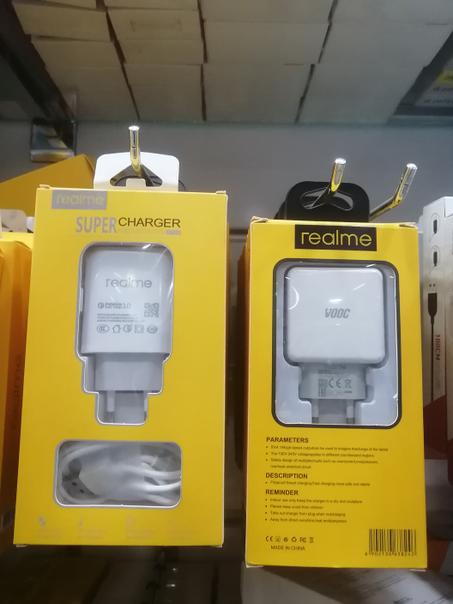CHARGE REALME V00C