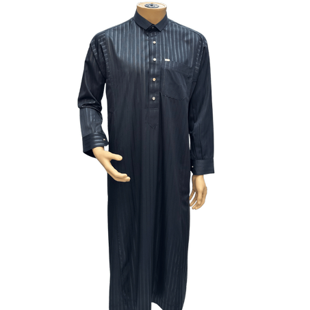 مجموعة من الملابس التقليدية